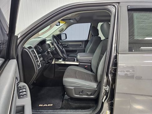 Used 2016 RAM 1500 Big Horn RWD image 9