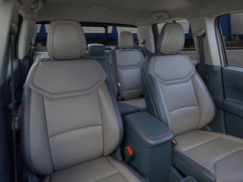 New 2026 Ford Maverick Lariat w/ 4K Tow Package image 18