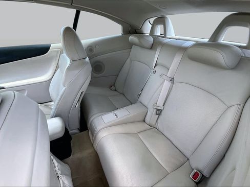 Used 2010 Lexus IS 350C RWD image 19