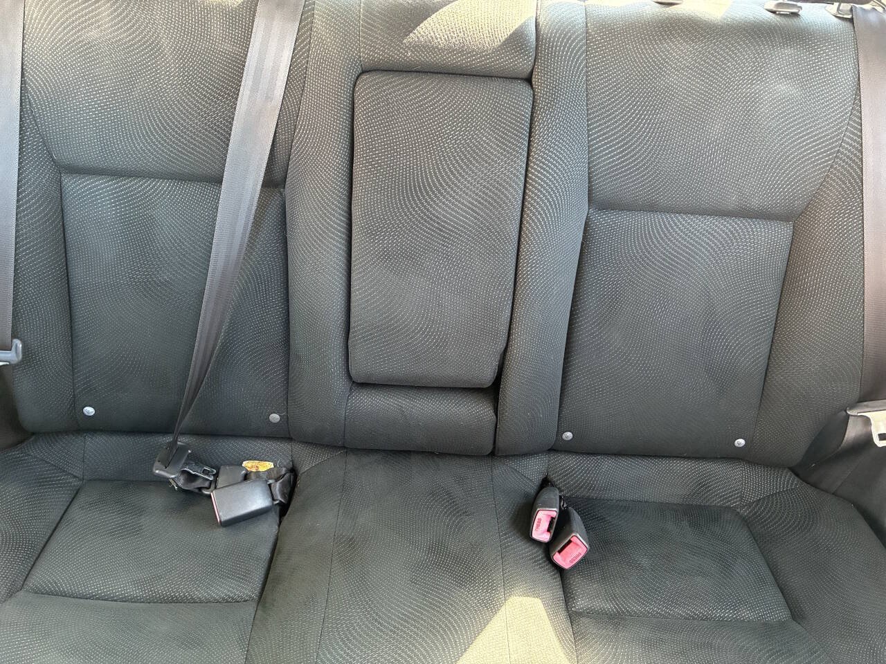 Used 2009 Toyota Yaris Sedan FWD image 19