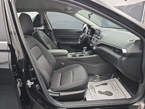 Used 2025 Nissan Altima 2.5 S image 45