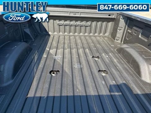 Used 2022 GMC Sierra 3500 Denali image 15