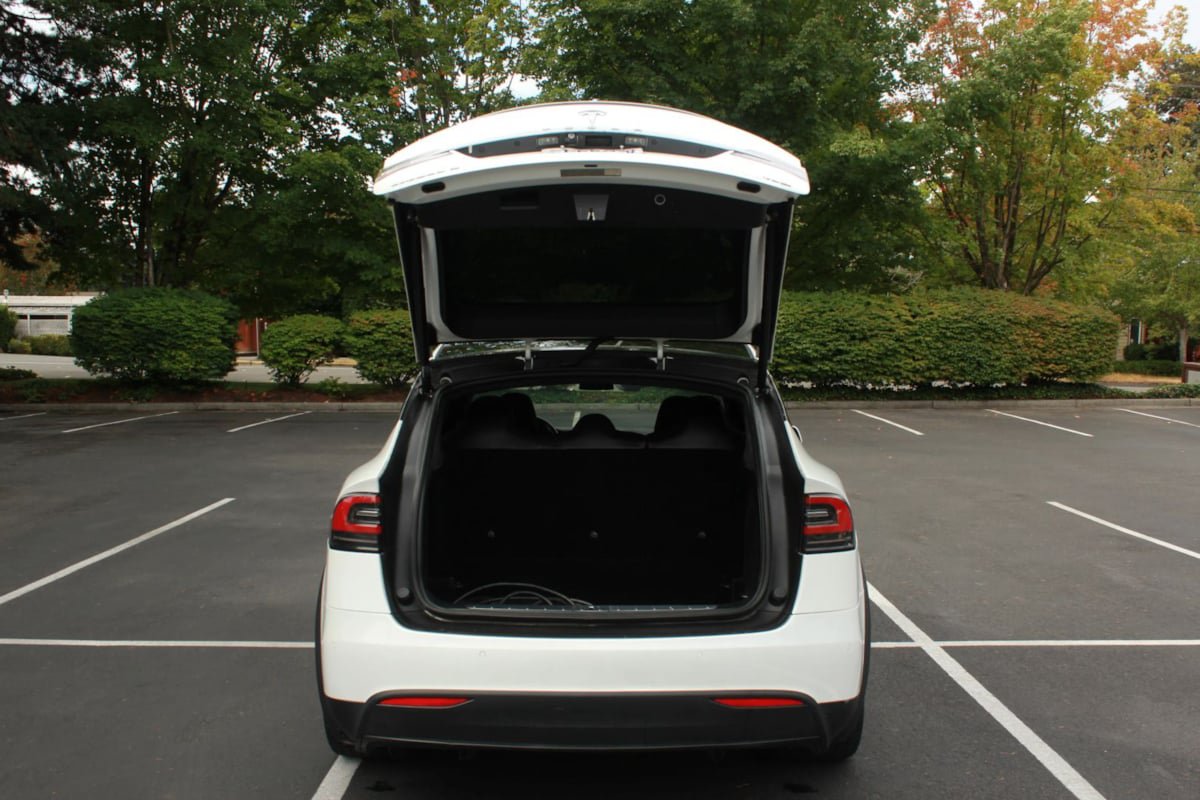 Used 2017 Tesla Model X 90D AWD/4WD image 37