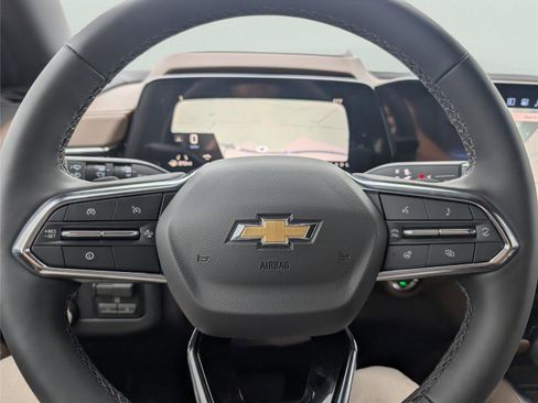 New 2026 Chevrolet Suburban High Country RWD image 26