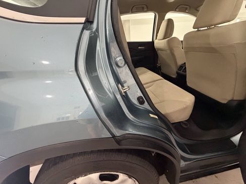 Used 2015 Honda CR-V LX image 20