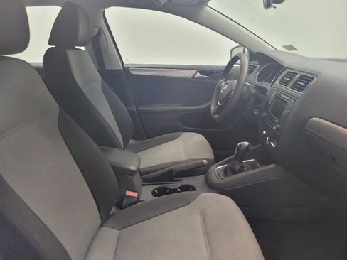 Used 2018 Volkswagen Jetta S FWD image 21