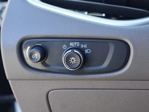 Used 2023 Chevrolet Malibu LS FWD image 16