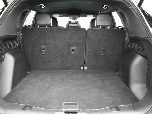 Used 2024 Ford Escape ST-Line FWD image 16