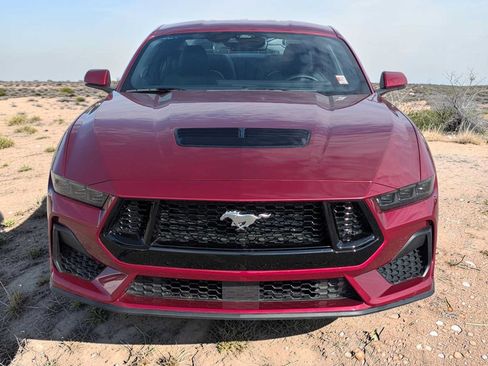 Used 2025 Ford Mustang GT Premium RWD image 9