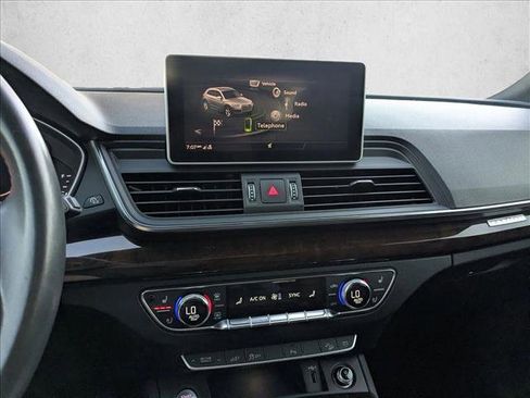 Used 2020 Audi Q5 e Premium Plus w/ Premium Plus Package image 15