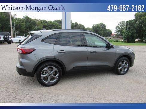 Used 2025 Ford Escape ST-Line FWD image 17
