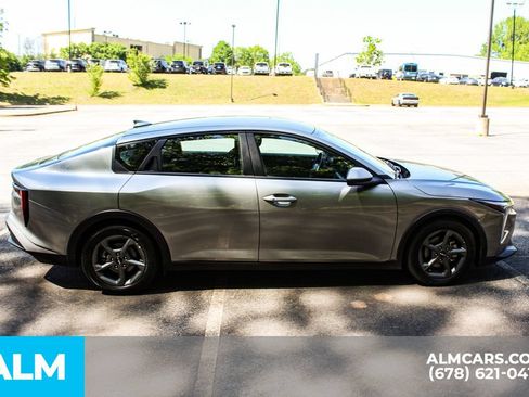 Used 2025 Kia K4 FWD image 8
