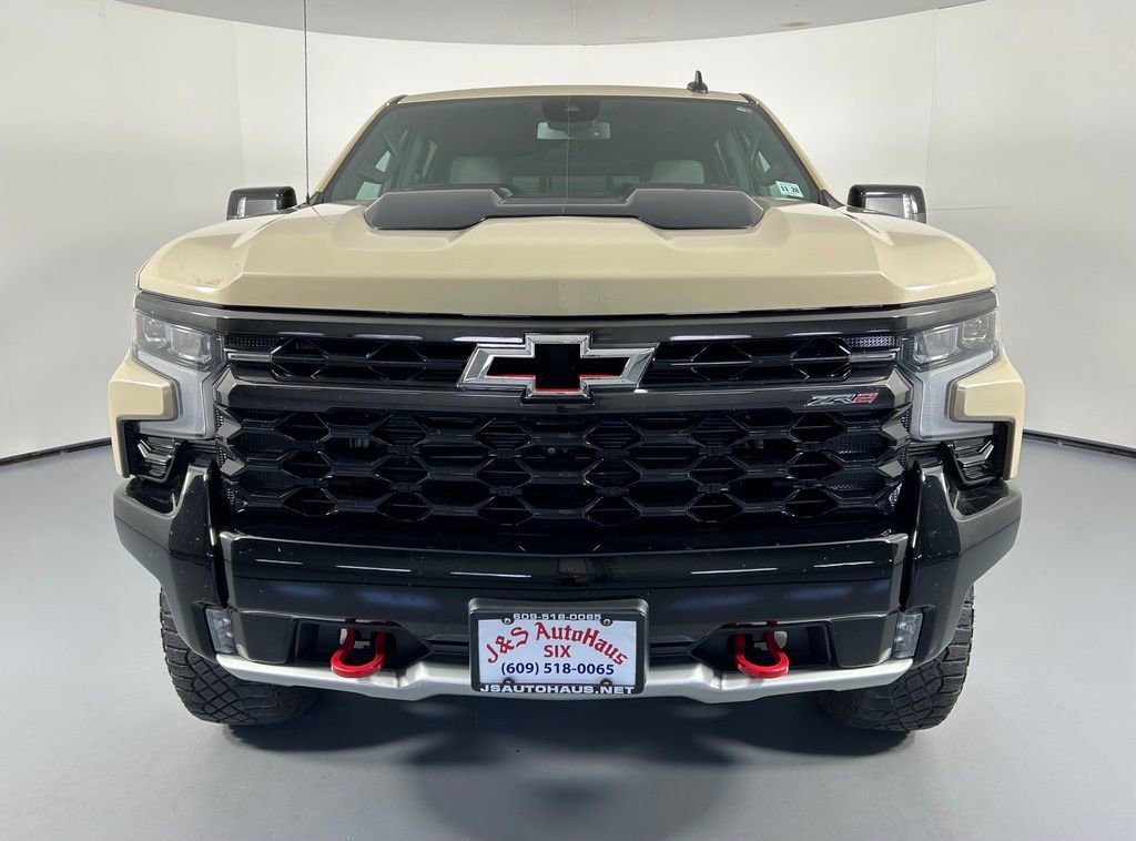 Used 2023 Chevrolet Silverado 1500 ZR2 AWD/4WD image 2