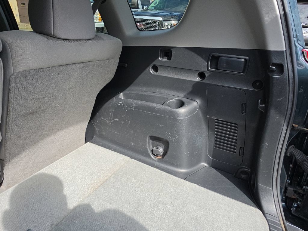 Used 2012 Toyota RAV4 4WD image 28