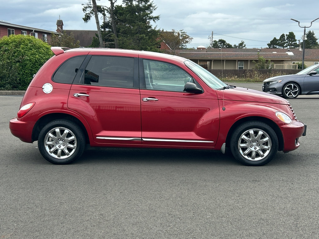 Used 2007 Chrysler PT Cruiser Limited w/ Chrome Accents Group FWD image 34