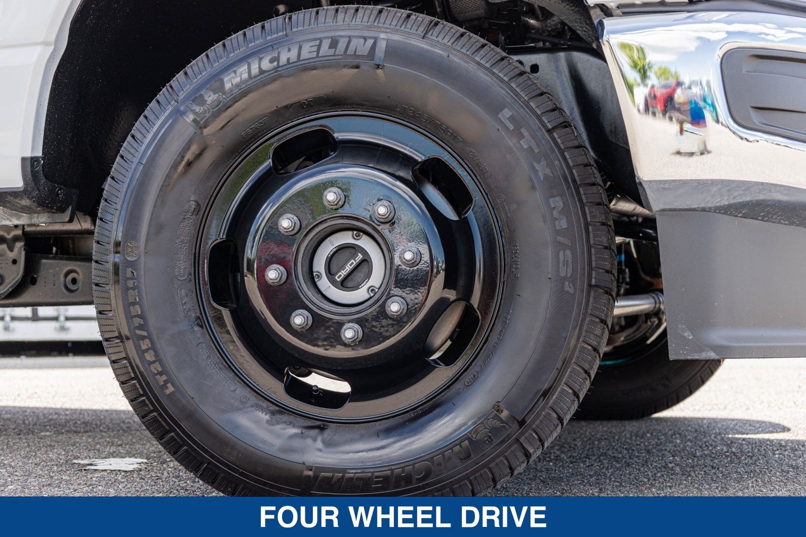 New 2026 Ford F350 XL w/ XL Chrome Package AWD/4WD image 24