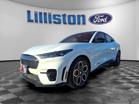 Used 2022 Ford Mustang Mach-E GT image 3