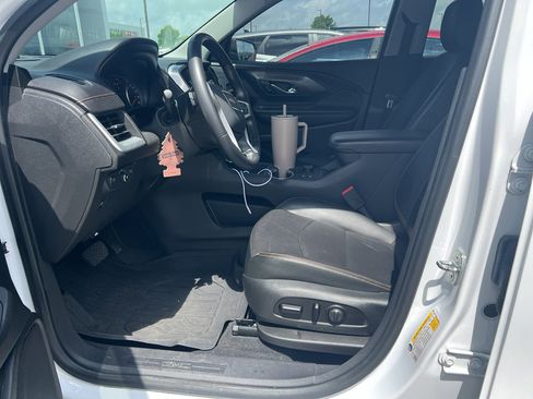 Used 2020 GMC Terrain SLT w/ Preferred Package AWD/4WD image 3