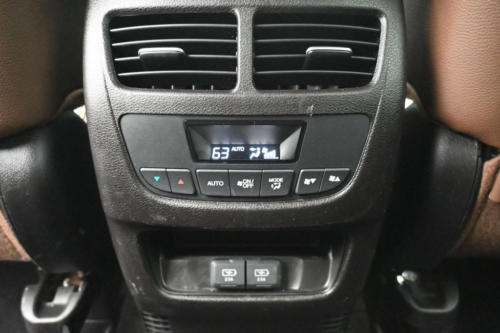 Used 2019 Acura MDX w/ Technology Package AWD/4WD image 22