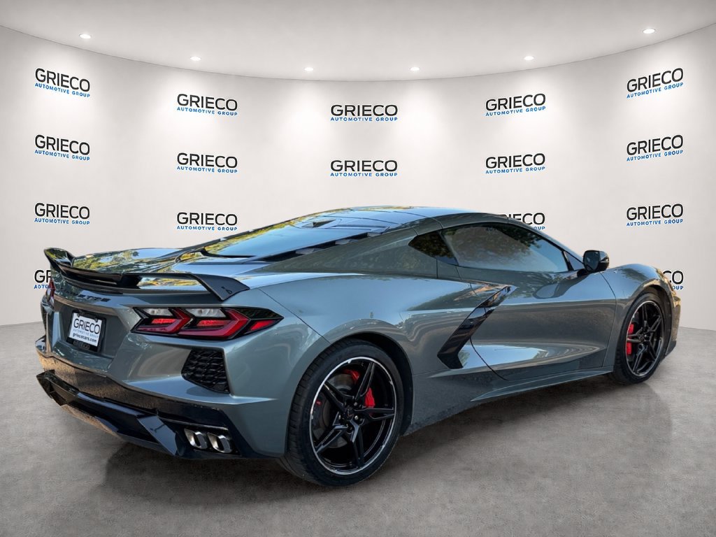 Used 2022 Chevrolet Corvette Stingray Premium Cpe w/ Z51 Performance Package RWD image 7