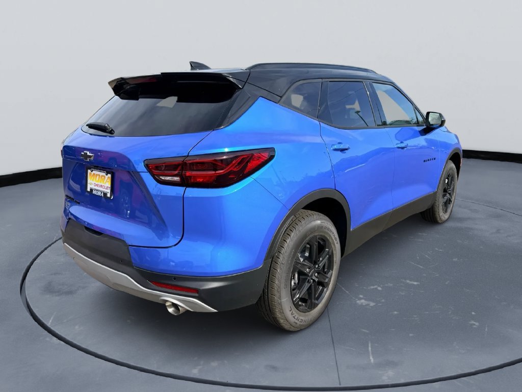 New 2026 Chevrolet Blazer LT w/ Convenience Package AWD/4WD image 4