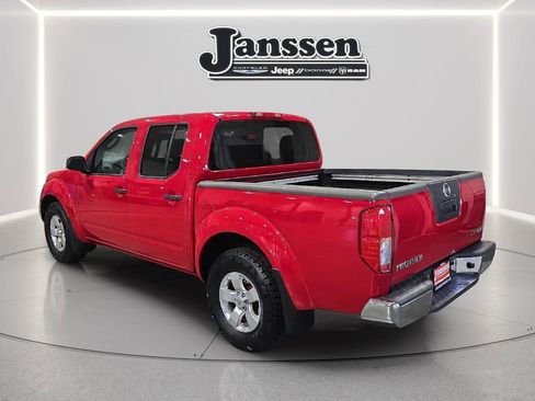Used 2011 Nissan Frontier SV w/ SV Premium Utility Pkg image 3
