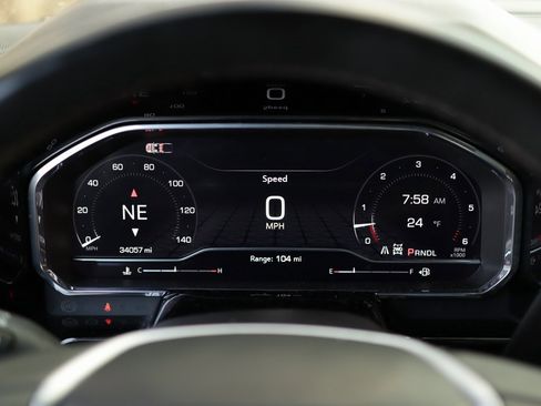 Used 2025 GMC Sierra 1500 SLT image 12