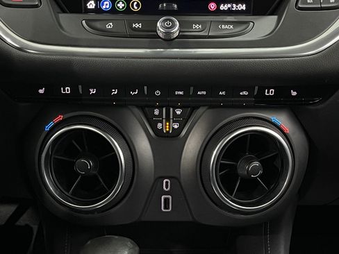 Used 2019 Chevrolet Blazer LT image 23