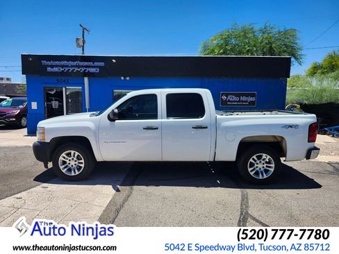 Used 2012 Chevrolet Silverado 1500 W/T w/ Skid Plate Package AWD/4WD image 1