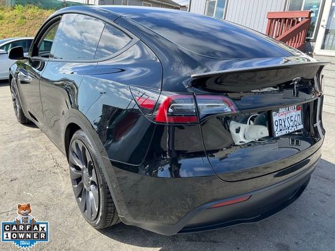 Used 2022 Tesla Model Y Performance image 89