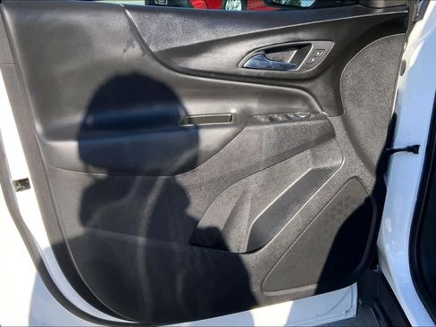 Used 2021 Chevrolet Equinox LT w/ LPO, Floor Liner Package FWD image 36
