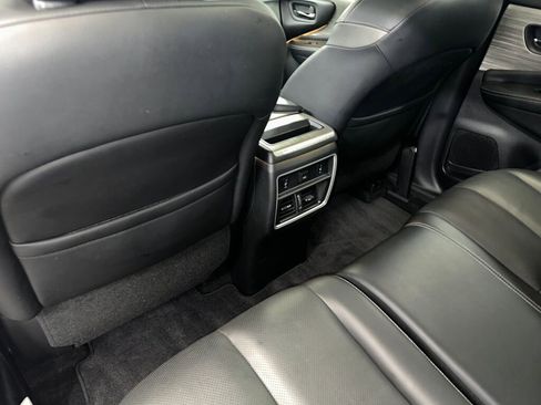 Used 2017 Nissan Murano Platinum w/ Platinum Technology Package image 19