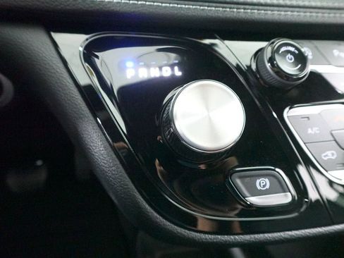 New 2026 Chrysler Pacifica Select image 20