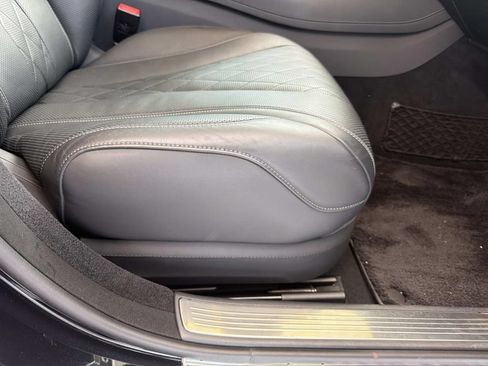 Used 2019 Mercedes-Benz Maybach S 650 image 12