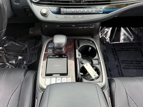 Used 2018 Lexus LS 500 AWD w/ Interior Upgrade Package image 24