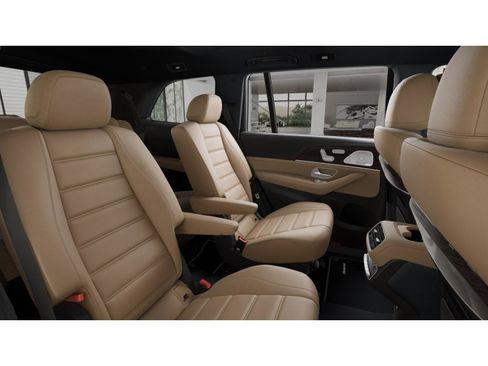 New 2026 Mercedes-Benz GLS 450 4MATIC image 6