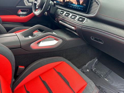 New 2026 Mercedes-Benz GLE 53 AMG 4MATIC Coupe image 27