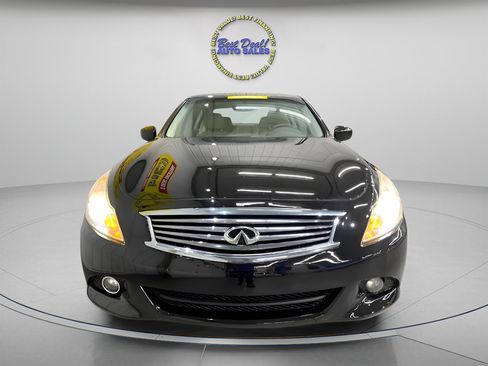 Used 2013 INFINITI G37 37x AWD w/ Premium Pkg image 9