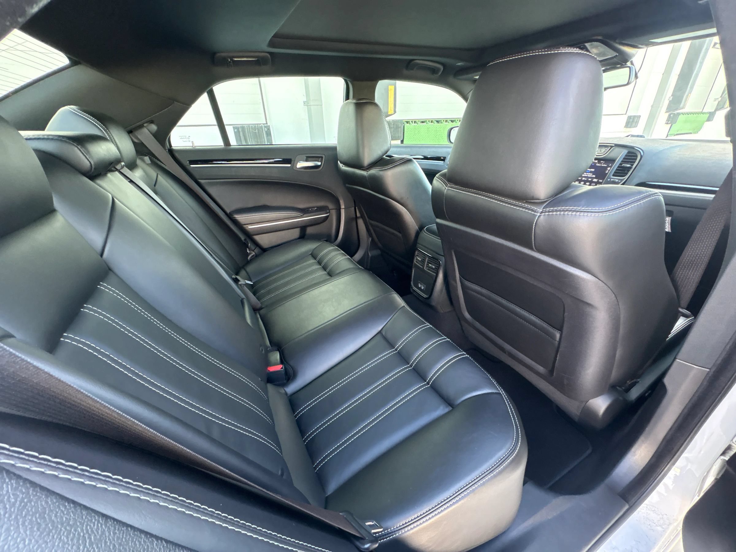 Used 2019 Chrysler 300 S RWD image 18