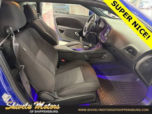 Used 2022 Dodge Challenger SXT w/ Blacktop Package image 16