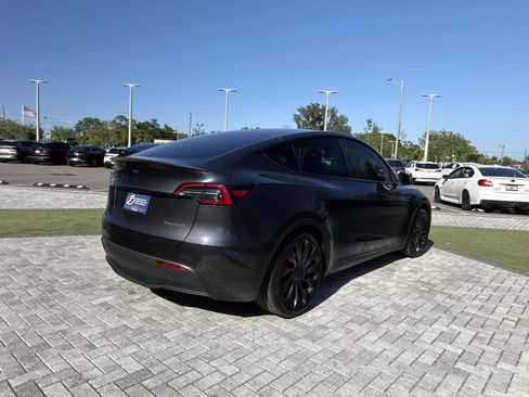 Used 2024 Tesla Model Y Performance AWD/4WD image 6