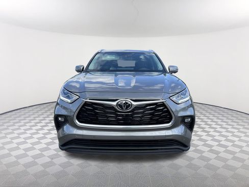 New 2026 Toyota Highlander Limited AWD/4WD image 2