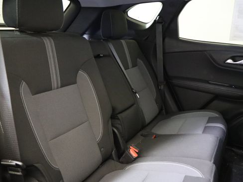 Used 2025 Chevrolet Blazer LT image 20