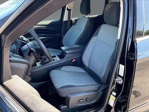 Used 2018 Ford Escape SE w/ Ford Safe & Smart Package AWD/4WD image 14