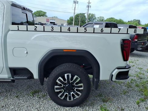 Used 2025 GMC Sierra 3500 Denali Ultimate AWD/4WD image 20