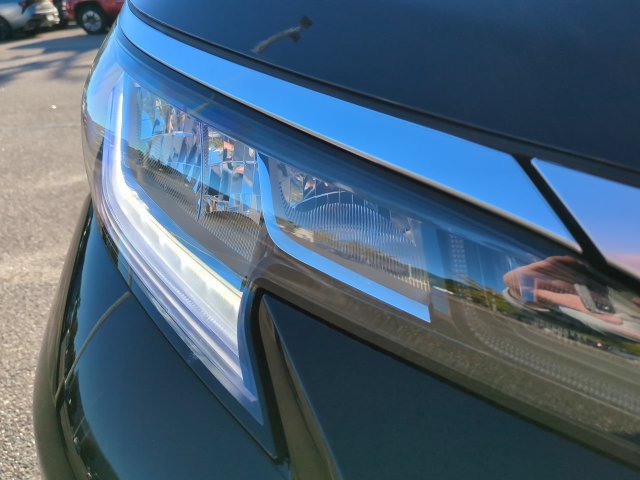 New 2026 Toyota Sienna Limited AWD/4WD image 10