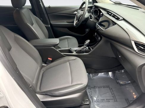 Used 2022 Buick Encore GX Select w/ Sport Touring Package image 16