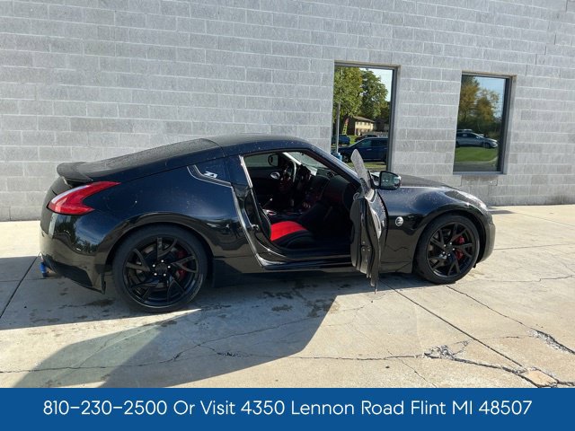 Used 2013 Nissan 370Z Coupe w/ Sport Pkg RWD image 11