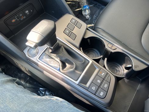 New 2026 Kia Sportage EX image 22