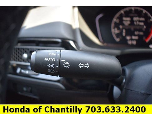 Used 2025 Honda Civic Sport image 10